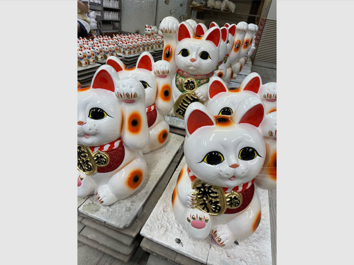 ㈱梅月冨本人形園